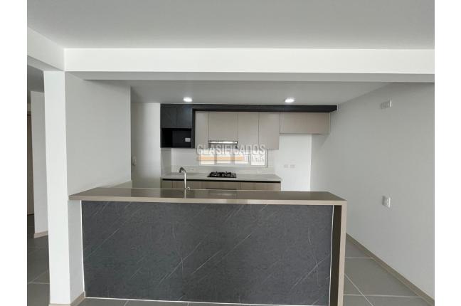 Apartamentos, Alquiler, Ciudad Jardín - $4.500.000