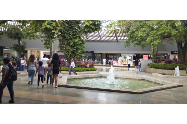 Locales y Bodegas, Venta, Las Vegas - $850.000.000