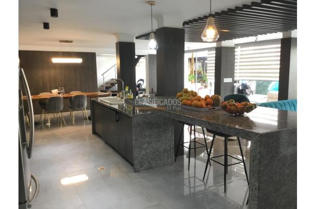 Casas, Venta, Santa Mónica Residencial - $2.550.000.000