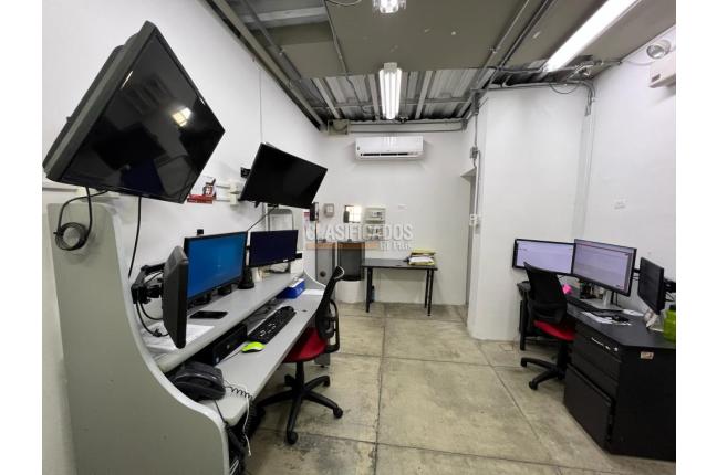 Casas, Venta, Miraflores - $1.500.000.000