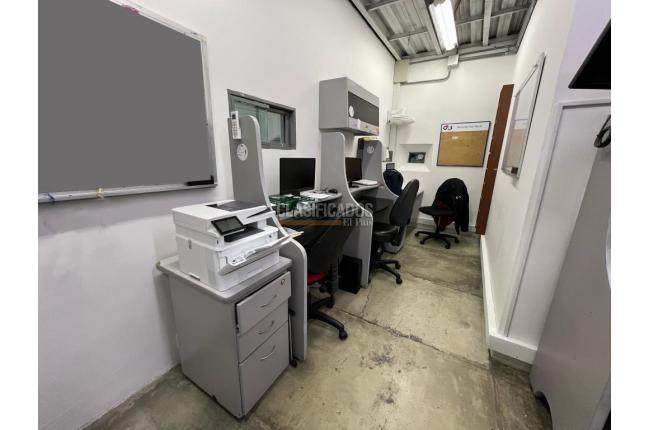 Casas, Venta, Miraflores - $1.500.000.000