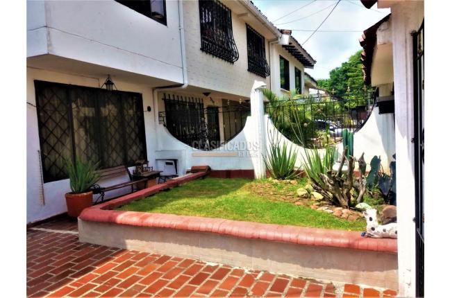 Casas, Venta en Prados del Norte