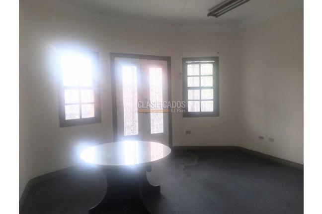 Casas, Venta, Versalles - $2.000.000.000