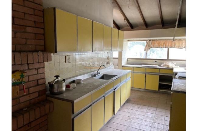 Edificios, Venta, Arboleda - $1.300.000.000