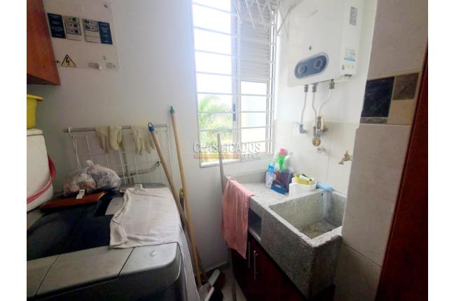 Apartamentos, Venta en Valle del Lili