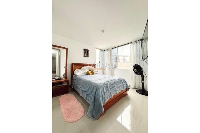 Apartamentos, Venta, Cristales - $390.000.000