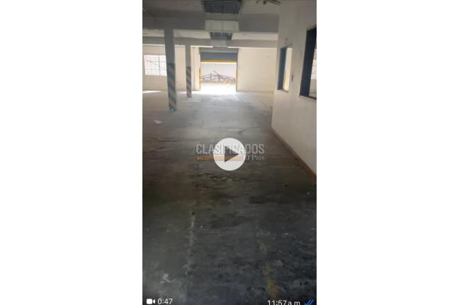 Locales y Bodegas, Venta en Junín