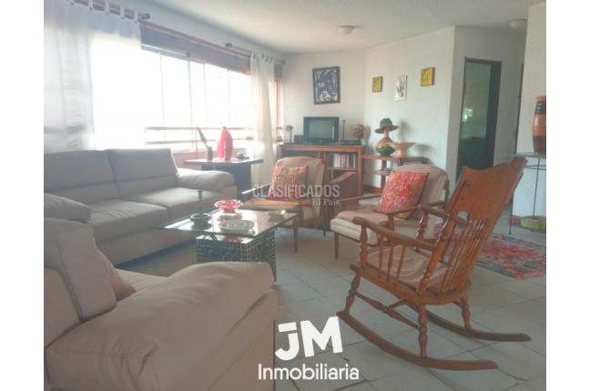 Apartamentos, Venta, Granada - $800.000.000