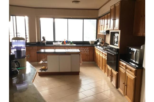 Apartamentos, Venta, Bellavista - $2.800.000.000