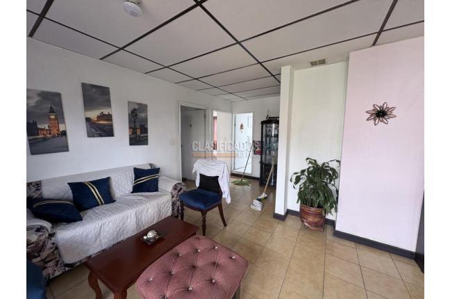 Edificios, Venta, Versalles - $3.500.000.000