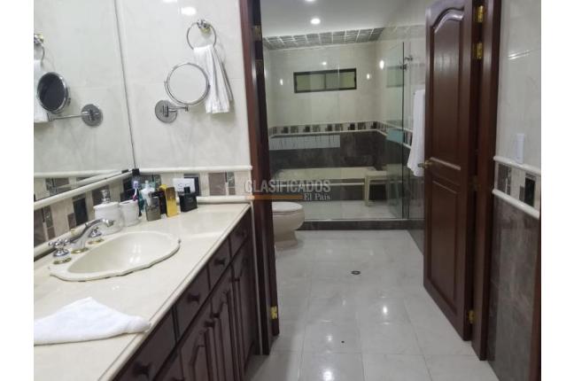 Casas, Venta, Ciudad Jardín - $2.500.000.000