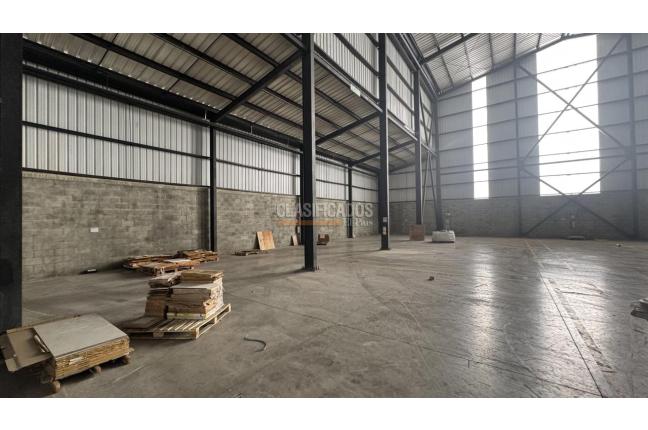 Locales y Bodegas, Alquiler, Acopi - $27.500.000