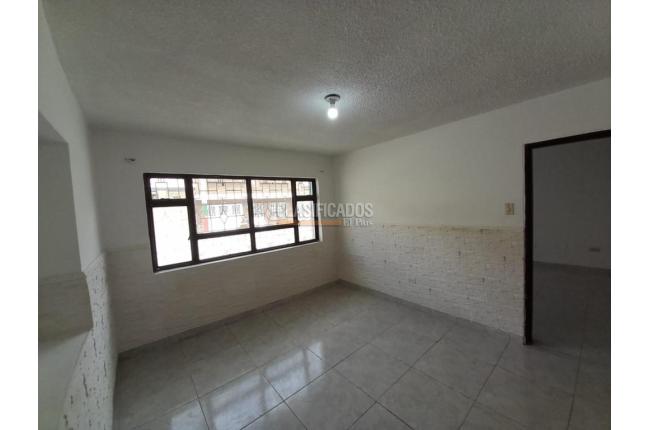 Casas, Venta, Bogotá - $550.000.000