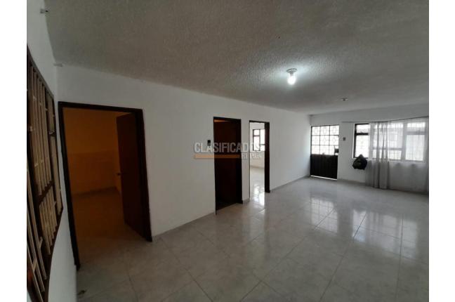 Casas, Venta, Bogotá - $550.000.000