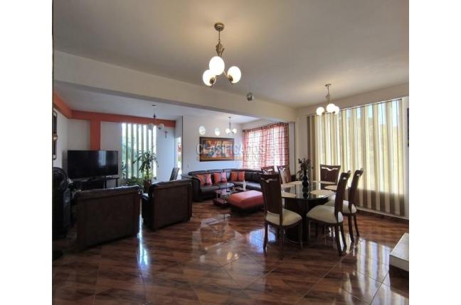 Casas, Venta, Olímpico - $1.300.000.000