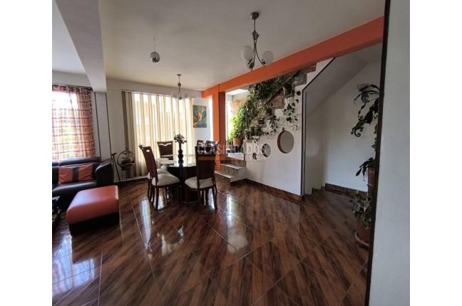 Casas, Venta, Olímpico - $1.300.000.000