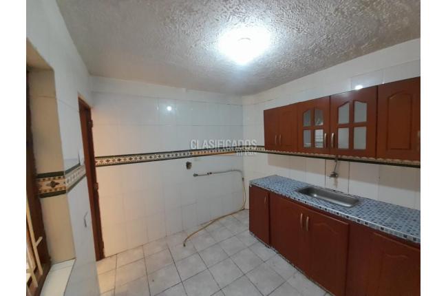 Casas, Venta, Bogotá - $550.000.000