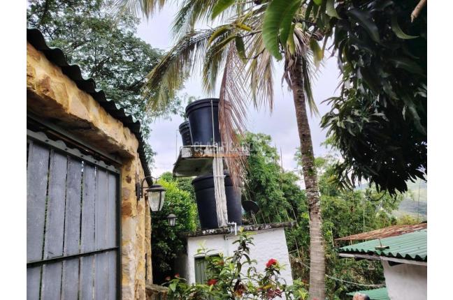 Casas, Venta, Montebello - $1.096.000.000