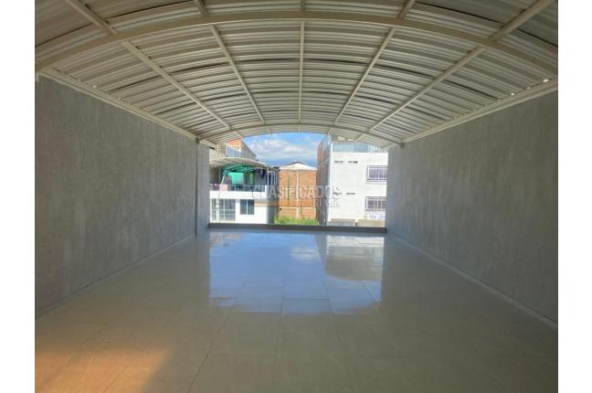 Casas, Venta, Ciudad 2.000 - $720.000.000