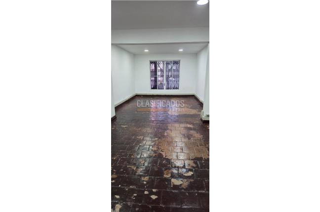 Oficinas y Consultorios, Alquiler, Versalles - $10.710.000