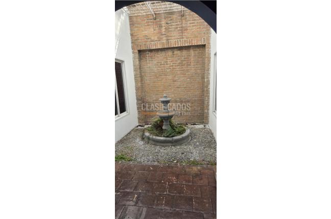 Oficinas y Consultorios, Alquiler, Versalles - $10.710.000