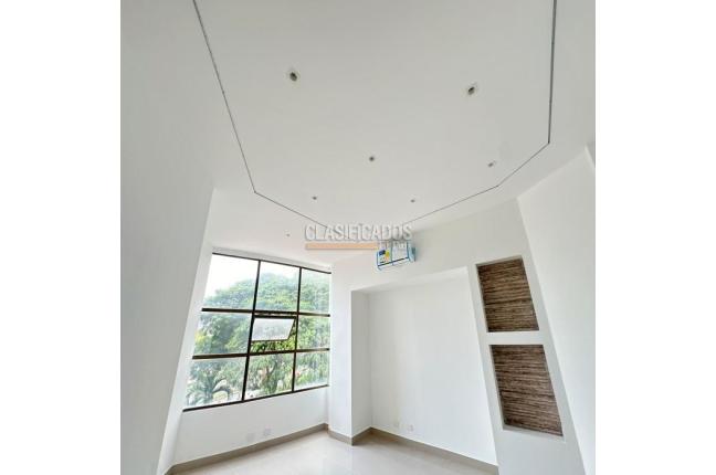 Oficinas y Consultorios, Venta, Panamericano - $210.000.000