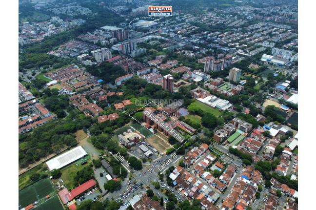 Apartamentos, Venta en Las Quintas de Don Simón