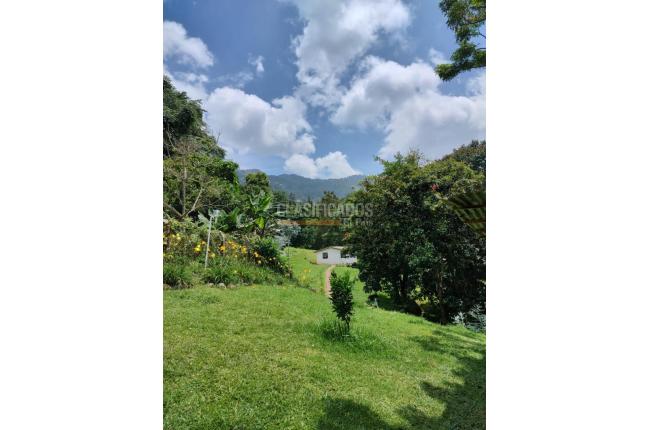 Casas, Venta en Yumbo