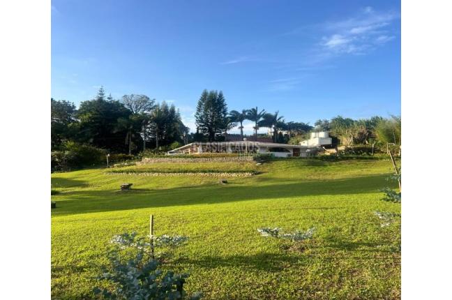 Casas, Venta, Yumbo - $1.300.000.000