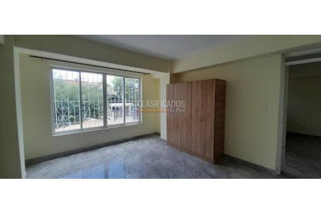 Casas, Alquiler, Prados del Norte - $2.500.000