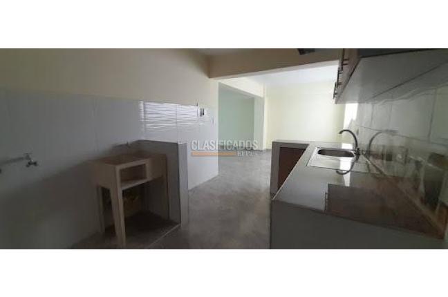Casas, Alquiler, Prados del Norte - $2.500.000