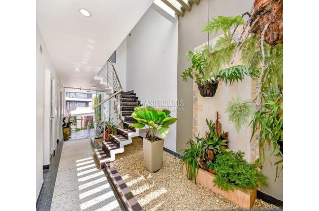 Casas, Venta en Arboleda