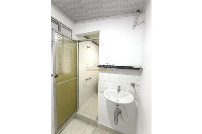 Apartamentos, Alquiler, Salomia - $1.250.000