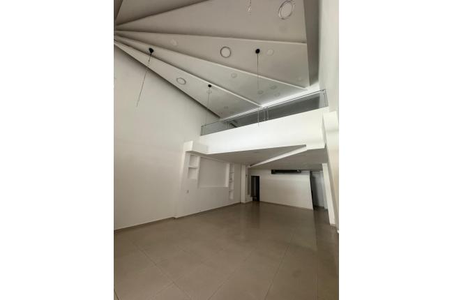 Locales y Bodegas, Alquiler, Centro Ccial Palmetto - $5.000.000