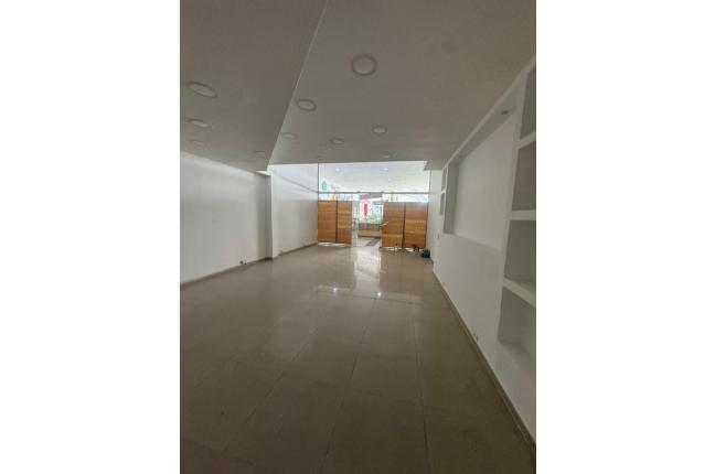 Locales y Bodegas, Alquiler, Centro Ccial Palmetto - $5.000.000