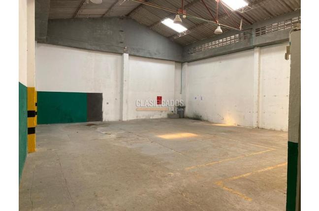 Locales y Bodegas, Alquiler, Barranquilla - $6.700.000