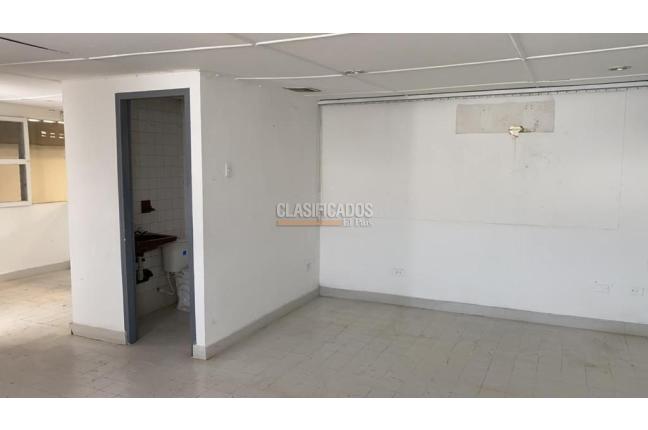 Locales y Bodegas, Alquiler, Barranquilla - $6.700.000
