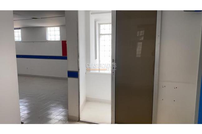 Locales y Bodegas, Alquiler, Barranquilla - $6.700.000