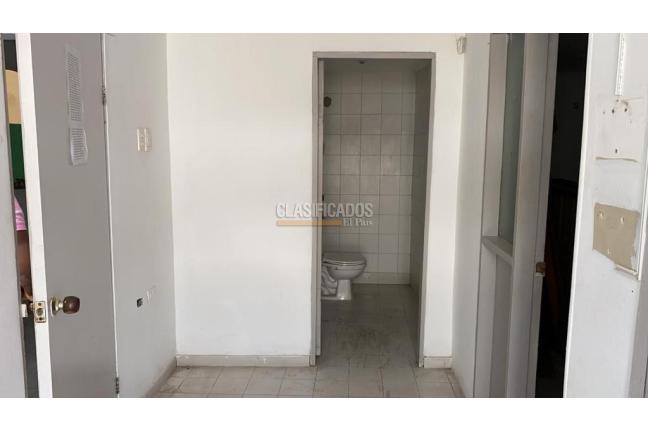 Locales y Bodegas, Alquiler, Barranquilla - $6.700.000