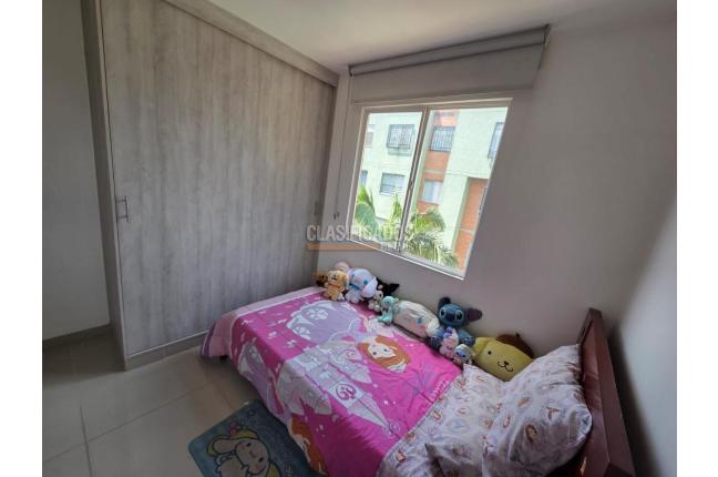Apartamentos, Venta, Primero de Mayo - $210.000.000