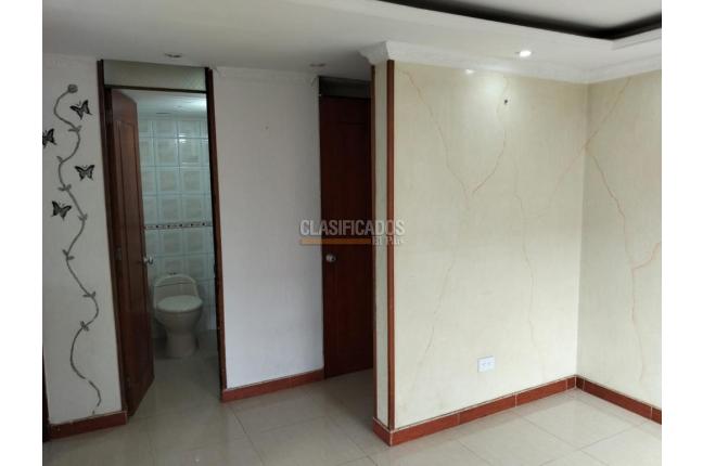 Casas, Alquiler, Bogotá - $1.560.000