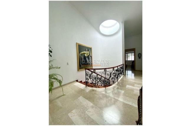 Apartamentos, Venta, Santa Rita - $2.600.000.000