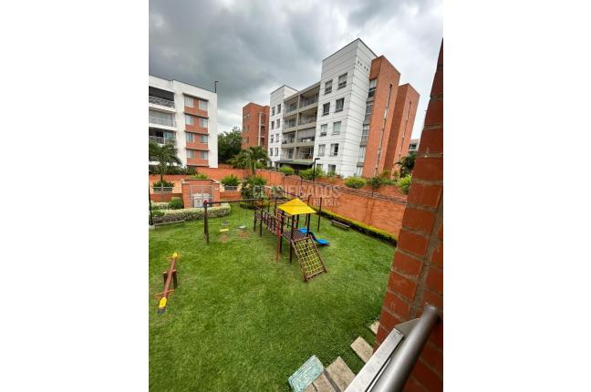 Apartamentos, Alquiler en Ciudad Jardín