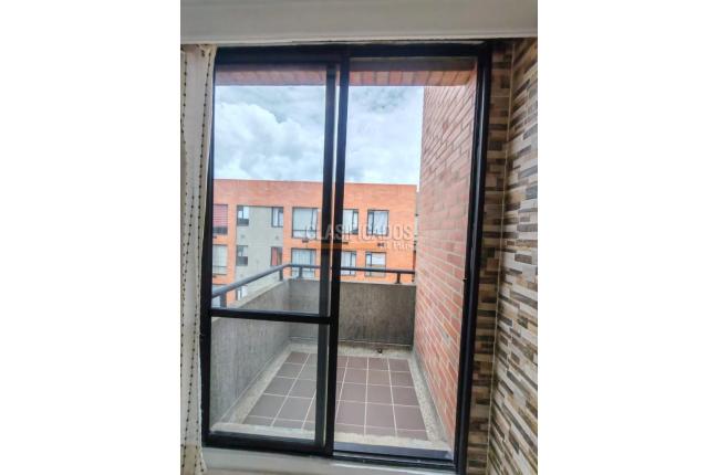 Apartamentos, Alquiler, Soacha - $880.000