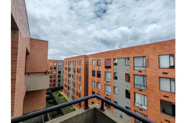 Apartamentos, Alquiler, Soacha - $880.000