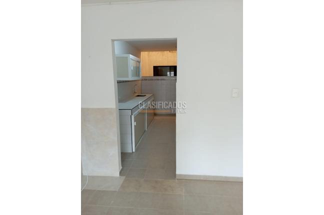 Apartaestudios, Alquiler en Nápoles