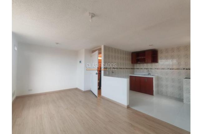 Apartamentos, Alquiler, Soacha - $900.000