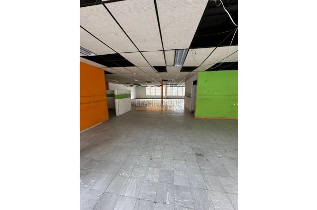 Locales y Bodegas, Alquiler, Centro Ccial Ciudad de Cali - $3.000.000