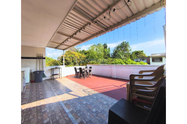 Casas, Venta, Olímpico - $1.300.000.000