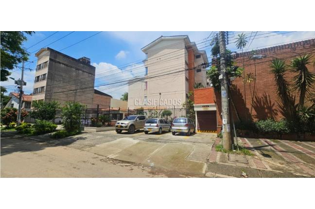 Apartamentos, Venta en El Refugio